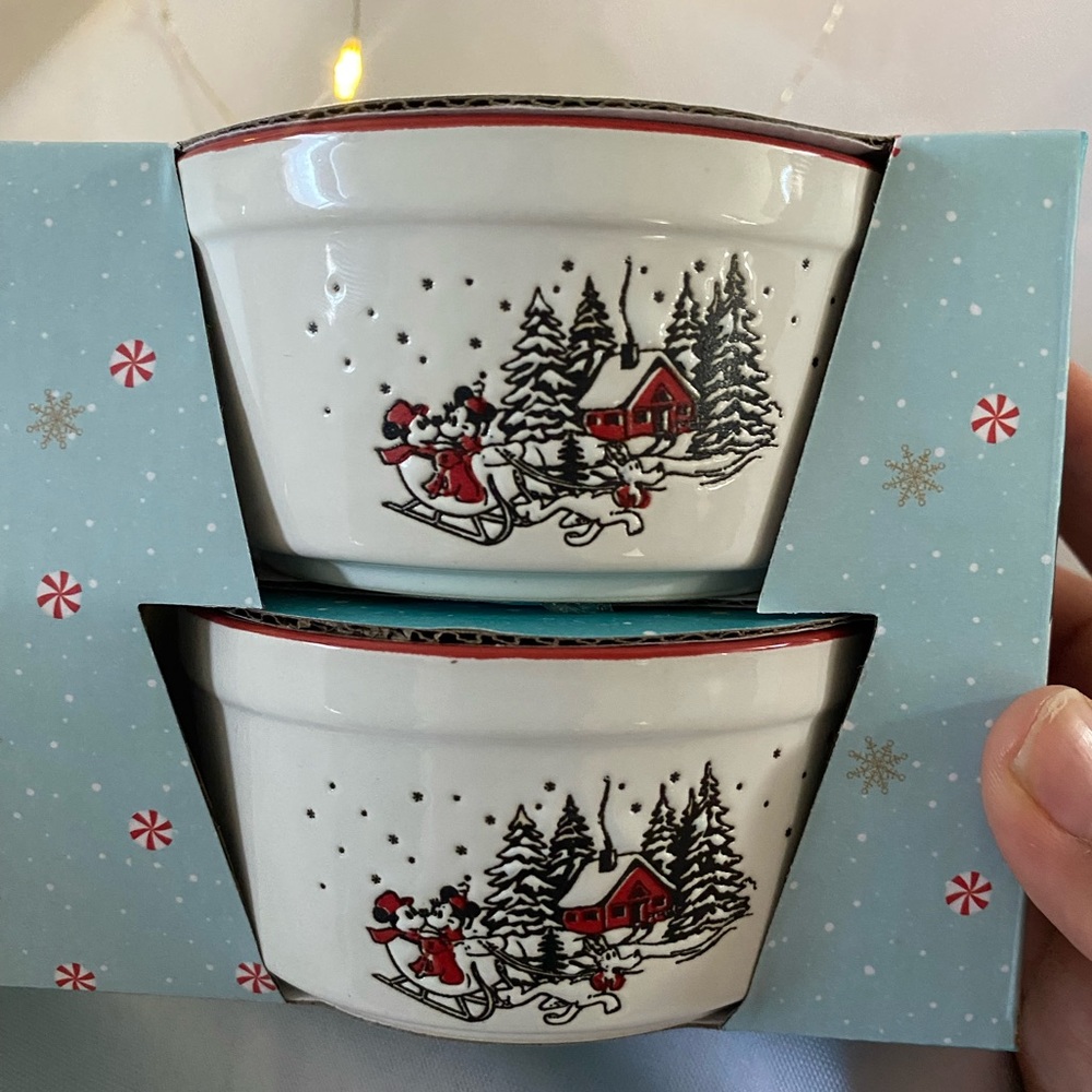 Disney Mickey & Minnie Christmas Set 🎄❄️🤍 - Picture 4 of 5